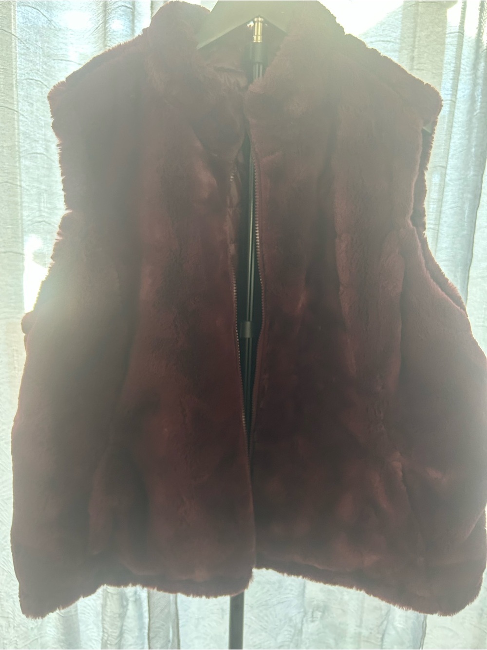 Plush Sleeveless Faux Fur Vest in Deep Burgundy